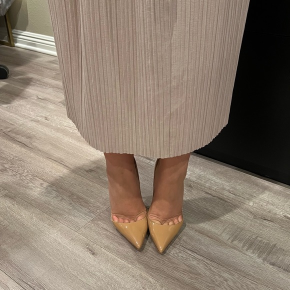 Christian Louboutin SO KATE Pumps - Picture 8 of 10